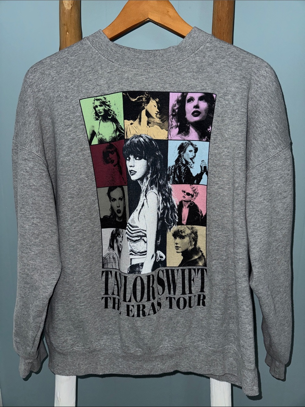 TAYLOR SWIFT The Eras Tour Gray Crewneck Sweatshirt ~ Medium